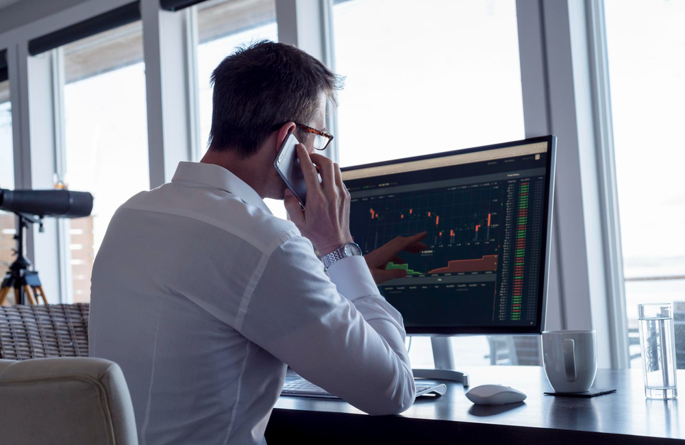 Australian Shares Are Poised To Rise As Wall Street Slumps