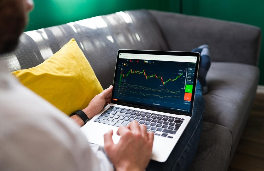 Australian Shares Should Open Slightly Lower After US Equities Retreated And Bonds Rose