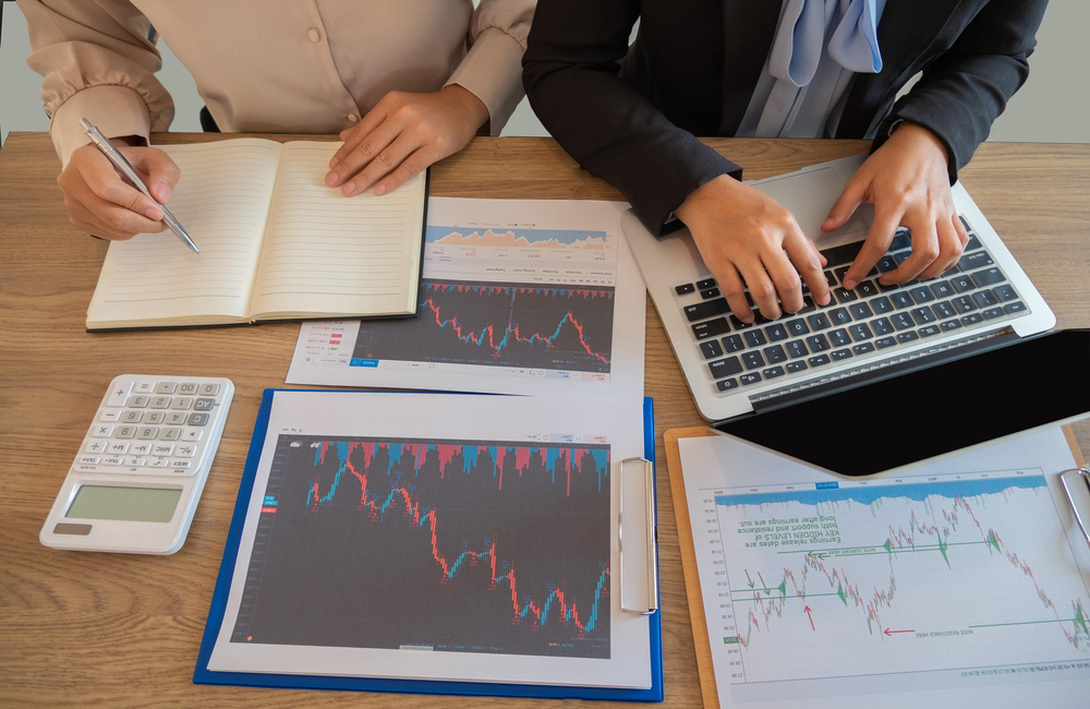 The S&P 500 And Nasdaq Composite Rose Friday, Pushing Major Stock Indexes To Weekly Gains
